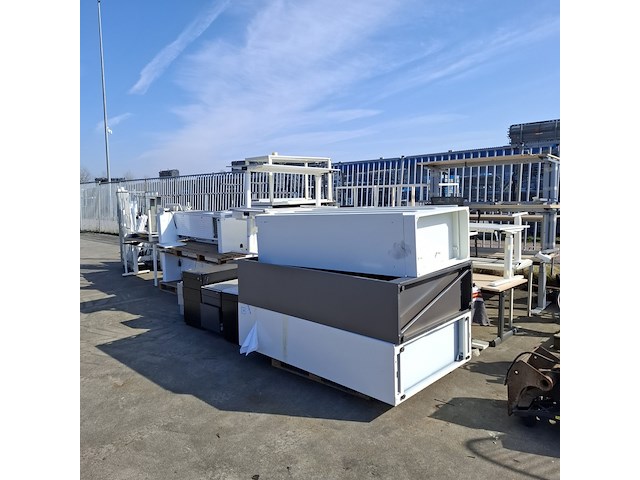 (ns materiaal) partij kantoormeubilair - afbeelding 8 van  13