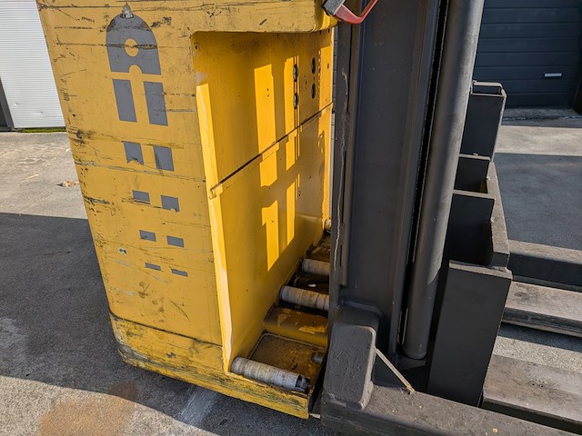 (ns materiaal) reachtruck, atlet, a/atf/100dtfvjn400, 2006 - afbeelding 8 van  18