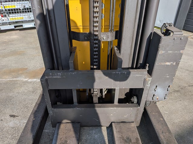 (ns materiaal) reachtruck, atlet, a/atf/100dtfvjn400, 2006 - afbeelding 17 van  18