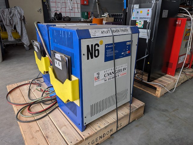 (ns materiaal) reachtruck, atlet, uns 160 dtf vre 675, 2005 - afbeelding 11 van  21