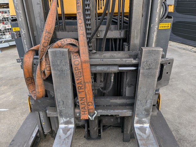 (ns materiaal) reachtruck, atlet, uns 160 dtf vre 675, 2005 - afbeelding 20 van  21