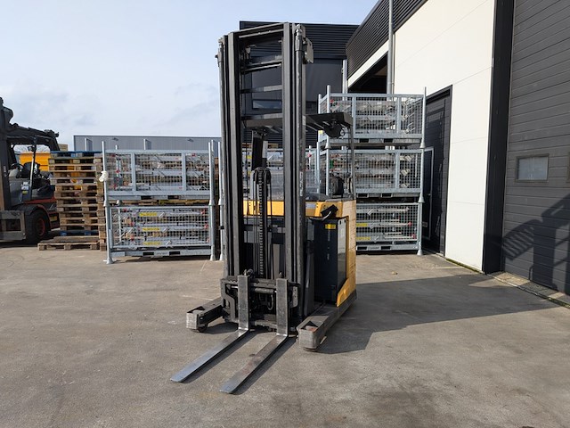 (ns materiaal) reachtruck, atlet, uns 160 dtf vre 675, 2007 - afbeelding 15 van  19