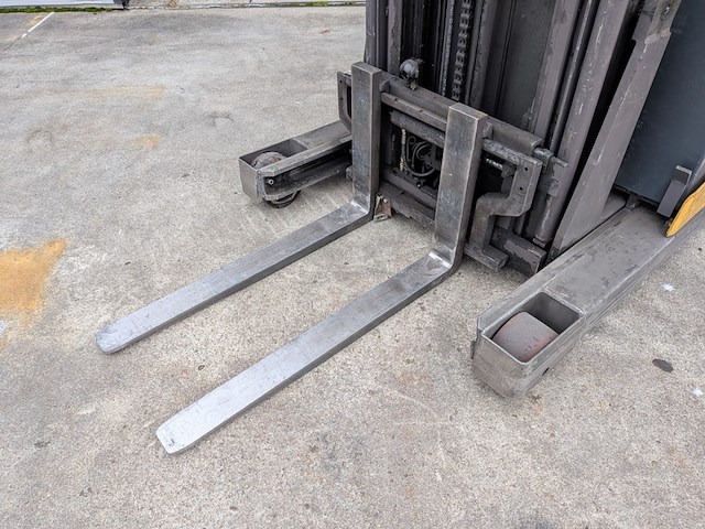 (ns materiaal) reachtruck, atlet, uns160dtf vre 675, 2005 - afbeelding 18 van  21