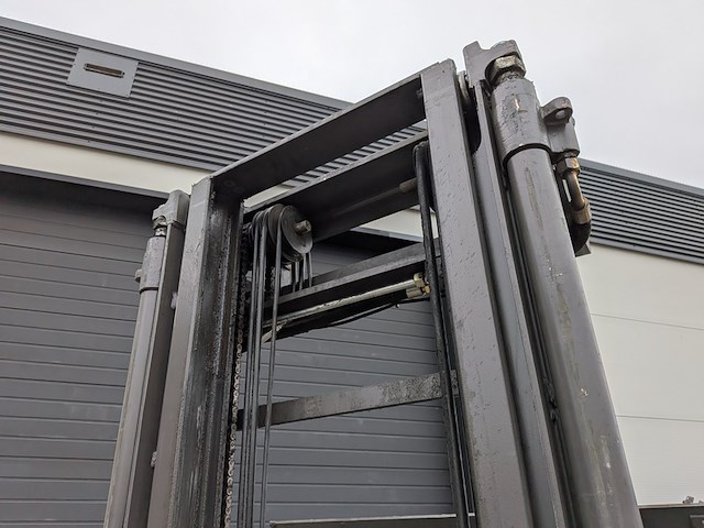 (ns materiaal) reachtruck, atlet, uns160dtf vre 675, 2005 - afbeelding 20 van  21