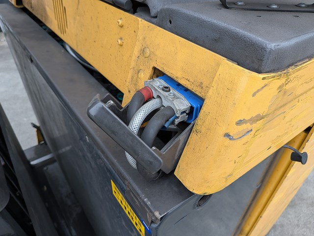 (ns materiaal) reachtruck, atlet, uns160dtf vre 675, 2005 - afbeelding 21 van  21