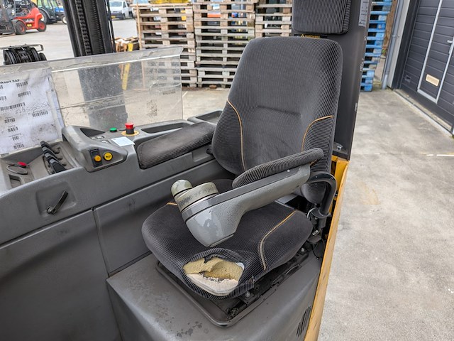 (ns materiaal) reachtruck, atlet, uns160dtfvre675, 2007 - afbeelding 3 van  21