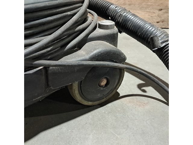 (ns materiaal) stofzuiger, nilfisk, gd 930 - afbeelding 4 van  9