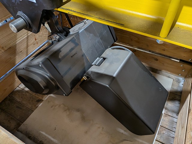 (ns materiaal) vrijstaande portaalkraan, verlinde, eurochain vr 25, 4 ton - afbeelding 7 van  9