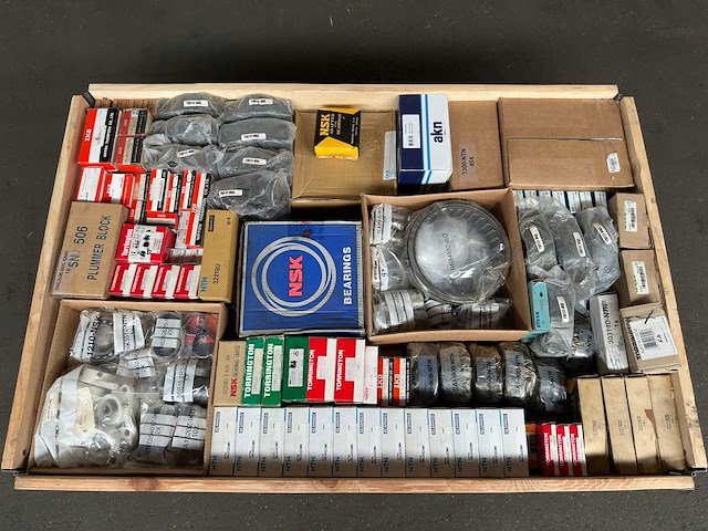 Nsk, ntn, torrington, iko, koyo, akn, snr, steyr en hoffmann - partij diverse lagers 216kg - afbeelding 11 van  11