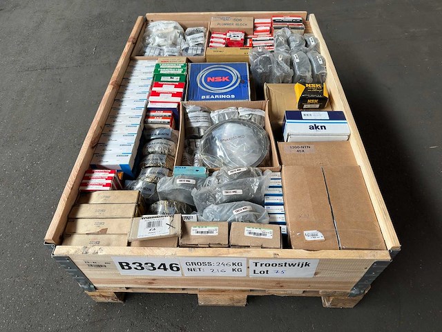 Nsk, ntn, torrington, iko, koyo, akn, snr, steyr en hoffmann - partij diverse lagers 216kg - afbeelding 9 van  11