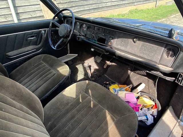 Nsu - ro80 - ro 80 - 1972 oldtimer - afbeelding 2 van  12