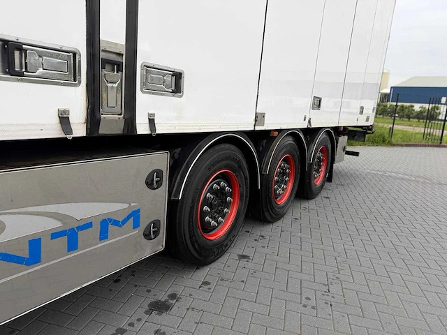 Ntm - upp-49k-3 - zijdeuren - dubbele verdamper - 2015 - on-52-rl - oplegger - afbeelding 20 van  21