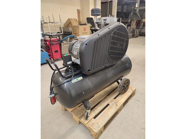 Nu air compressors and tools s.p.a. - afbeelding 5 van  10