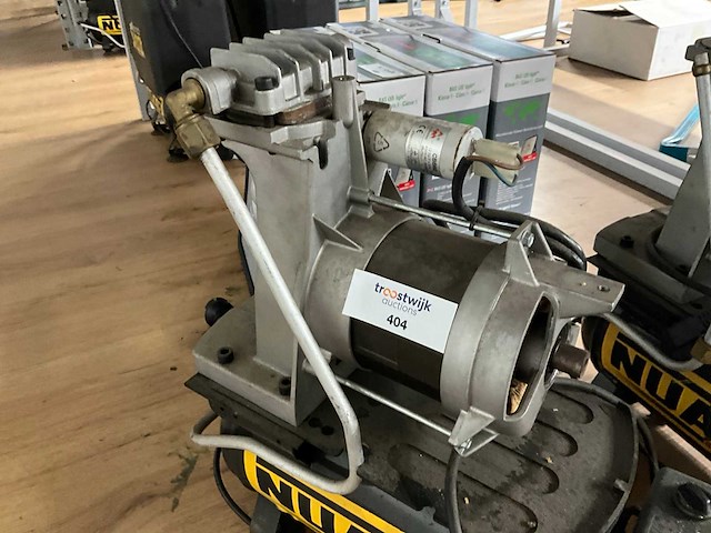 Nuair om200/6 compressor (2x) - afbeelding 1 van  2