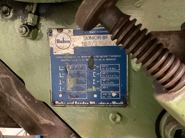 Nubea junior bf 10 gecombineerde profiel-/ponsmachine - afbeelding 8 van  9