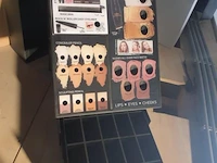 Nudestix nudies toonbankdisplay - afbeelding 2 van  3
