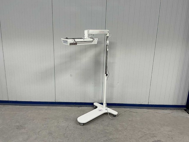 Nufer medical - ceratherm 600-3 - infraroodlamp - afbeelding 2 van  4