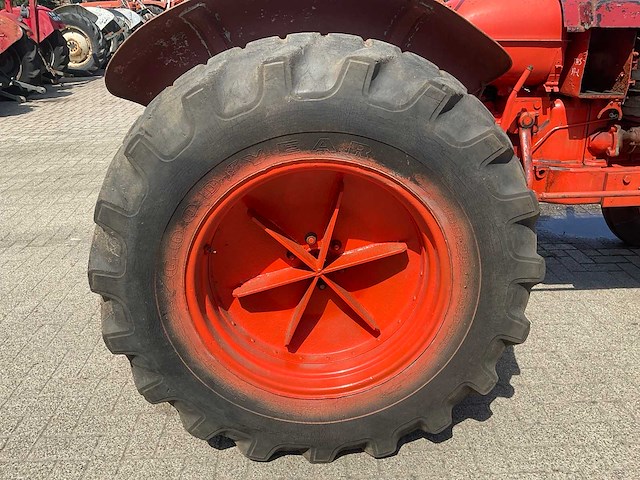 Nuffield 10/60 oldtimer tractor - afbeelding 13 van  21