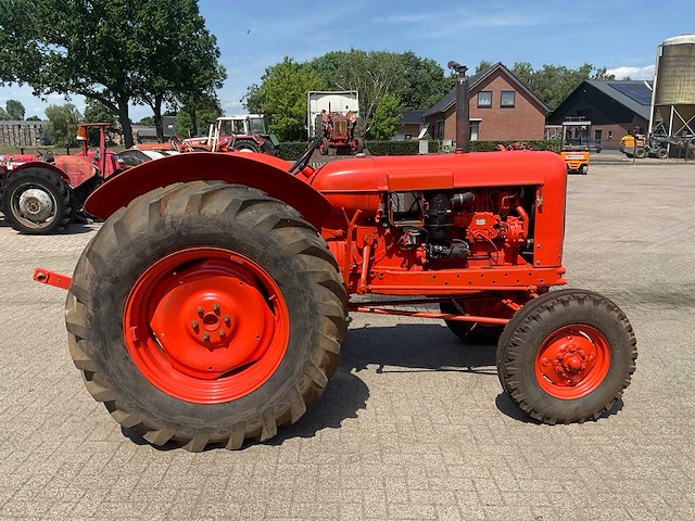 Nuffield 460 oldtimer tractor - afbeelding 15 van  20