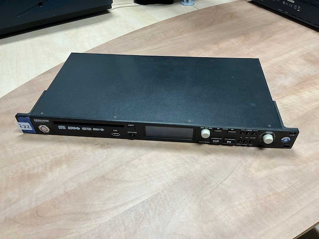 Numark mp103 afspeelapparatuur - afbeelding 1 van  5