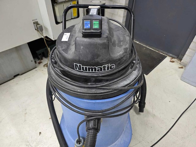 Numatic - industrial vacuum cleaner - afbeelding 2 van  4