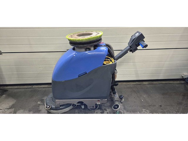 Numatic - schrob - dweilmachine - afbeelding 2 van  9