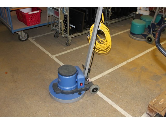 Numatic boenmachine hft1530 1500watt - afbeelding 3 van  11