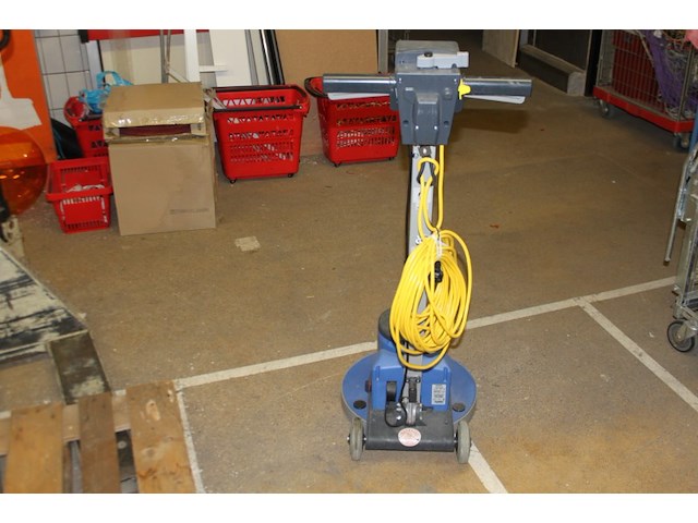 Numatic boenmachine hft1530 1500watt - afbeelding 5 van  11