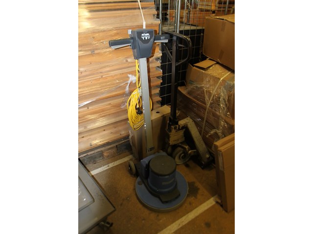 Numatic boenmachine - afbeelding 5 van  7