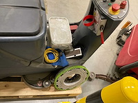 Numatic crg8072/120t vloerreiniger - afbeelding 5 van  9