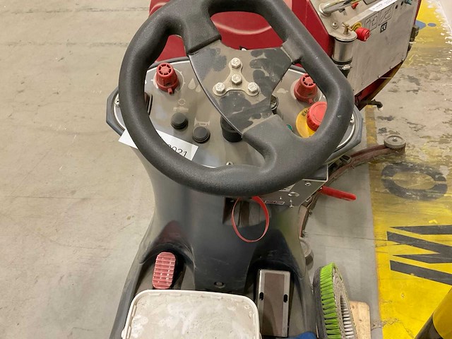 Numatic crg8072/120t vloerreiniger - afbeelding 6 van  9