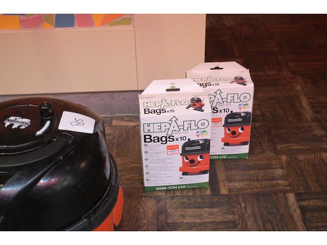 Numatic henry plus industriële stofzuiger - afbeelding 2 van  5