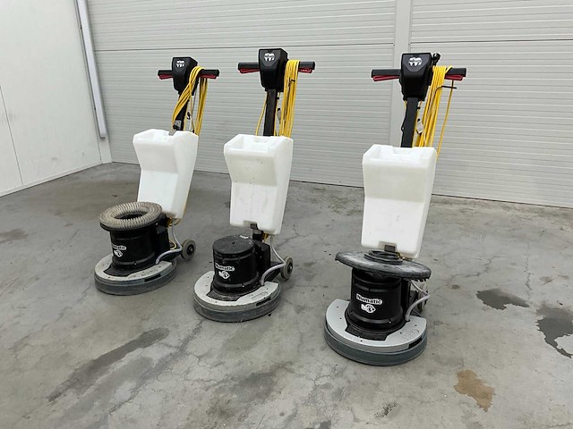 Numatic hfm1515-r borstel / schrobmachine (3x) - afbeelding 1 van  19