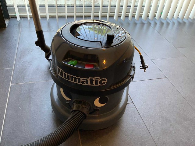 Numatic industriële stofzuiger - afbeelding 1 van  5