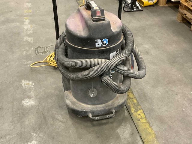 Numatic ndd900 industriële stofzuiger - afbeelding 2 van  2