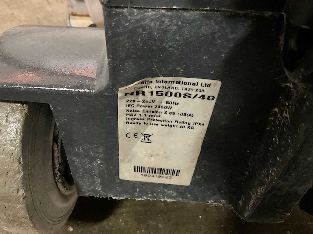 Numatic nr 1500s/40 vloerreiniger - afbeelding 7 van  7