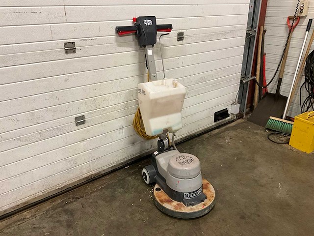 Numatic nr 1500s/40 vloerreiniger - afbeelding 2 van  6