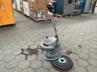 Numatic nr1500s/40 vloerreiniger - afbeelding 1 van  6