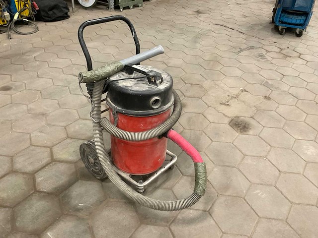 Numatic nv750 industriële stofzuiger - afbeelding 4 van  4