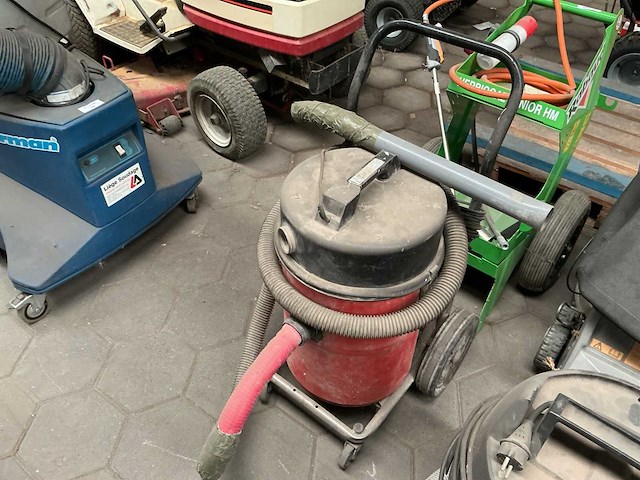 Numatic nv750 industriële stofzuiger - afbeelding 2 van  4