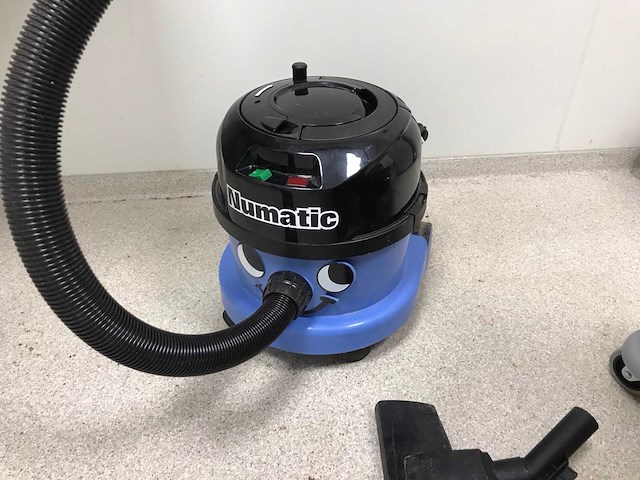 Numatic, reflo, schoonmaakwagen met 2 stofzuigers - afbeelding 2 van  5