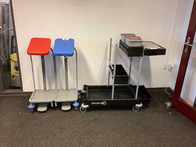 Numatic schoonmaakwagen (2x) - afbeelding 1 van  6