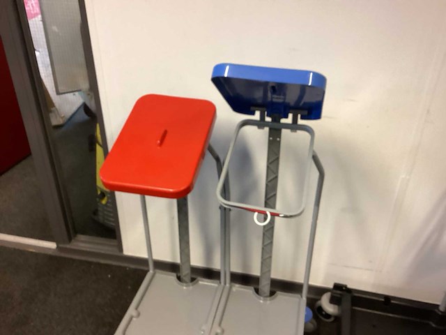 Numatic schoonmaakwagen (2x) - afbeelding 2 van  6