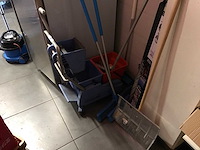 Numatic schoonmaakwagen - afbeelding 1 van  4