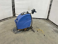 Numatic schrobmachine - afbeelding 1 van  9