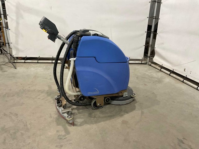 Numatic schrobmachine - afbeelding 2 van  9