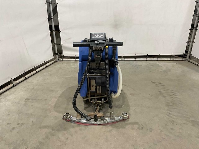 Numatic schrobmachine - afbeelding 4 van  9