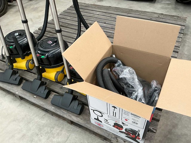 Numatic stofzuiger (3x) - afbeelding 2 van  3