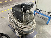 Numatic stofzuiger - afbeelding 7 van  8