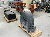 Numatic tgb3045/56 vloerreiniger - afbeelding 1 van  6